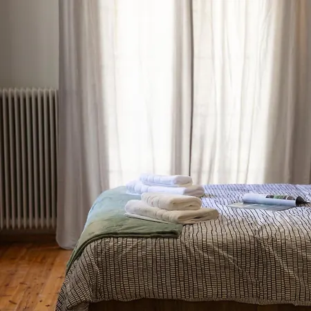 Daire Big Stylish 2br Views 3 Min Walk To Sea *