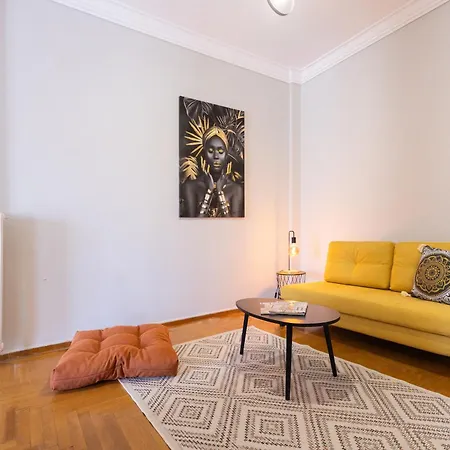 Big Stylish 2br Views 3 Min Walk To Sea * Salonicco