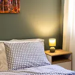 Big Stylish 2br Views 3 Min Walk To Sea سالونيك