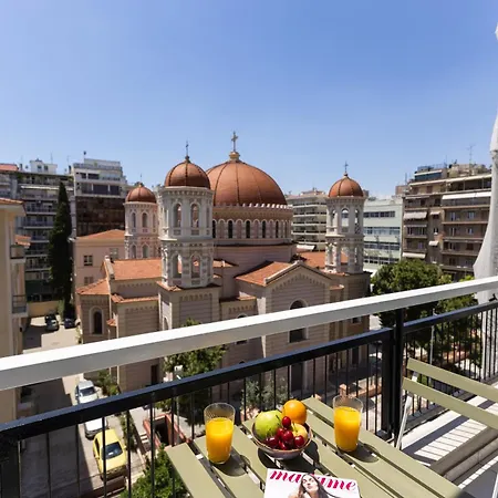 Big Stylish 2br Views 3 Min Walk To Sea Appartement
